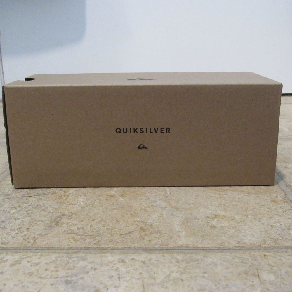 FIRM PRICE!Quicksilver Youth, Cutback, Unisex, GUC With Box, Colorful Flip Flops - Picture 3 of 11